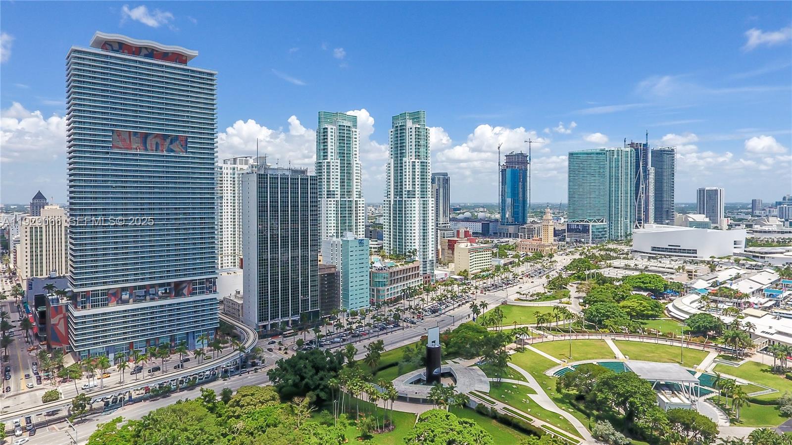 50 Biscayne Blvd 503