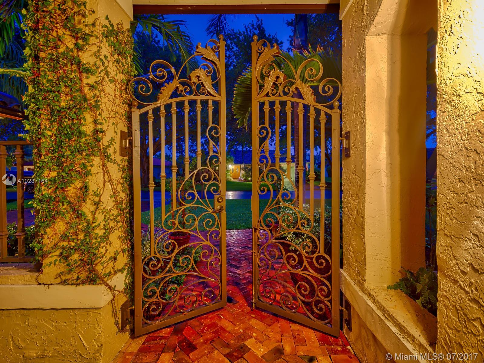 CYPRESS GLEN - Residential