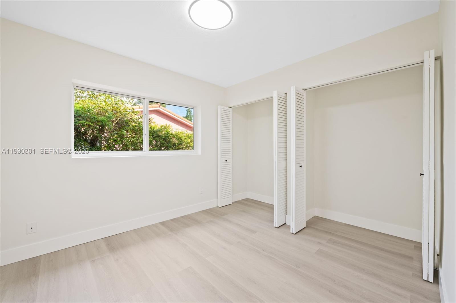 SOUTHERN ESTATES 8TH ADDN - Residential