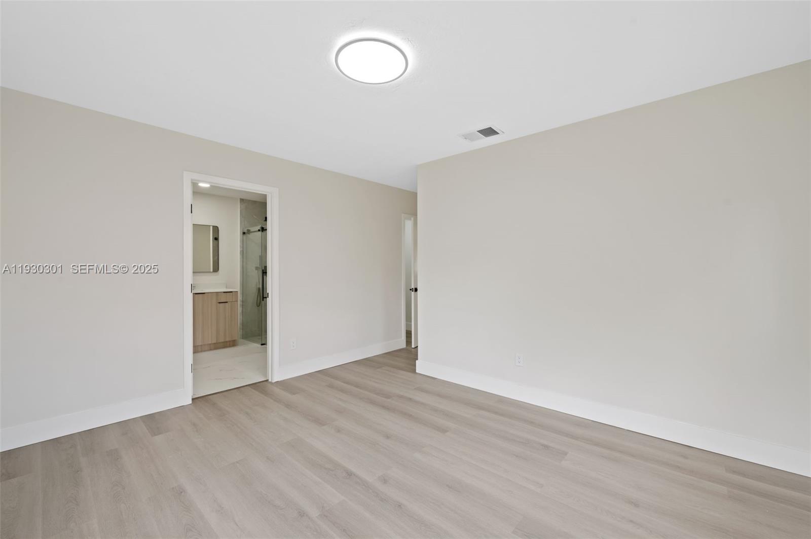 SOUTHERN ESTATES 8TH ADDN - Residential