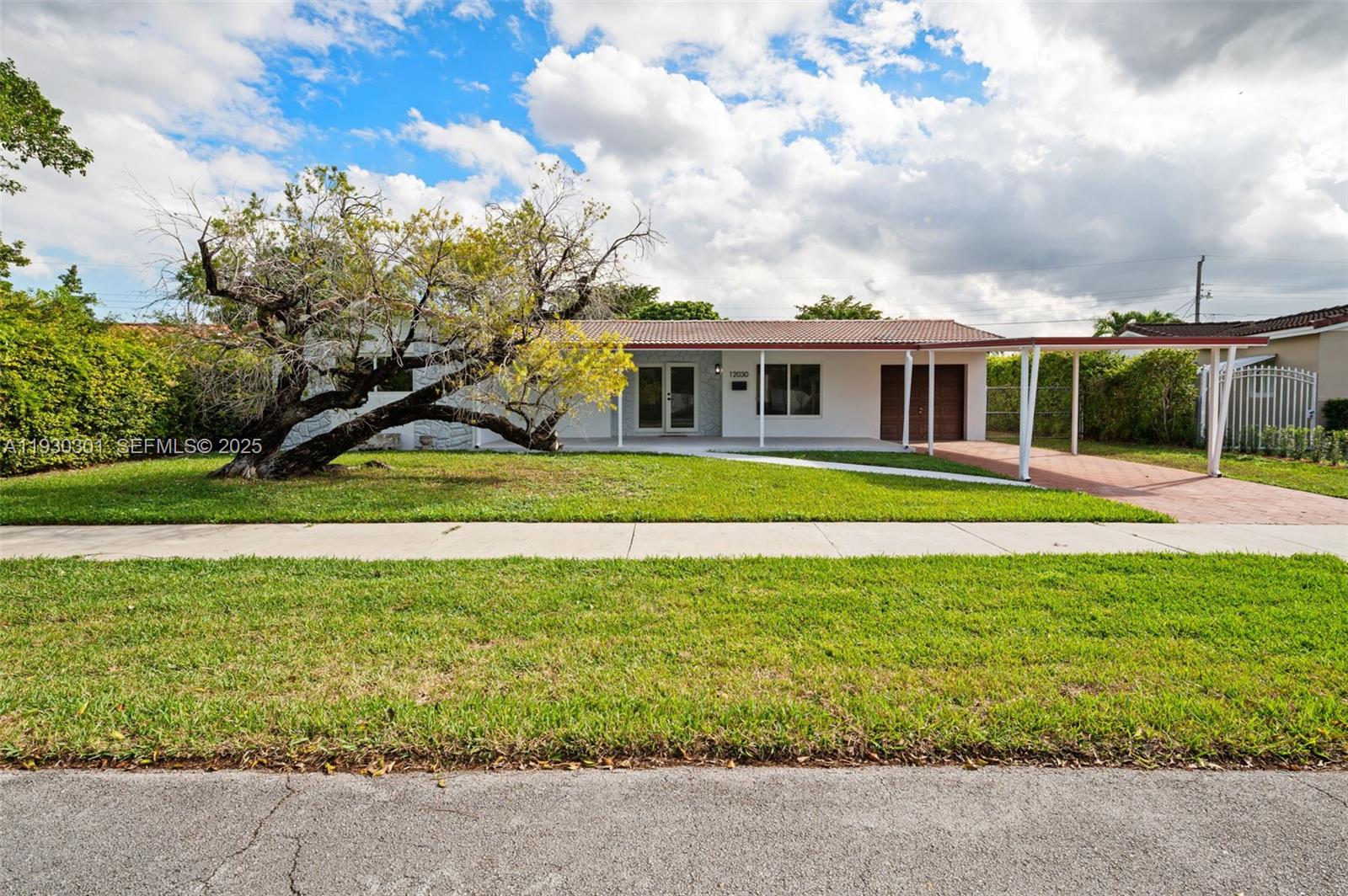 SOUTHERN ESTATES 8TH ADDN - Residential