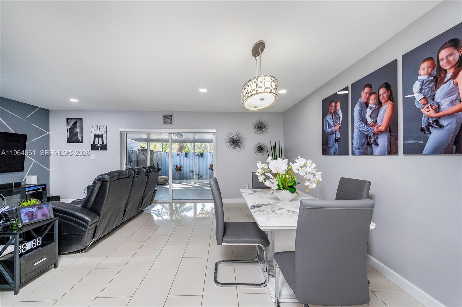 WEITZER SERENA LAKES TOWN - Residential