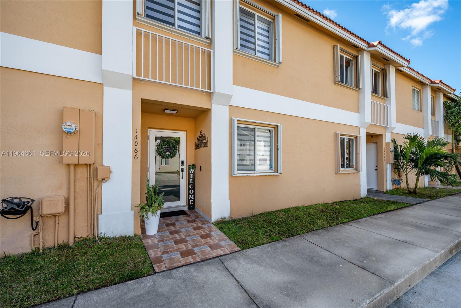 WEITZER SERENA LAKES TOWN - Residential