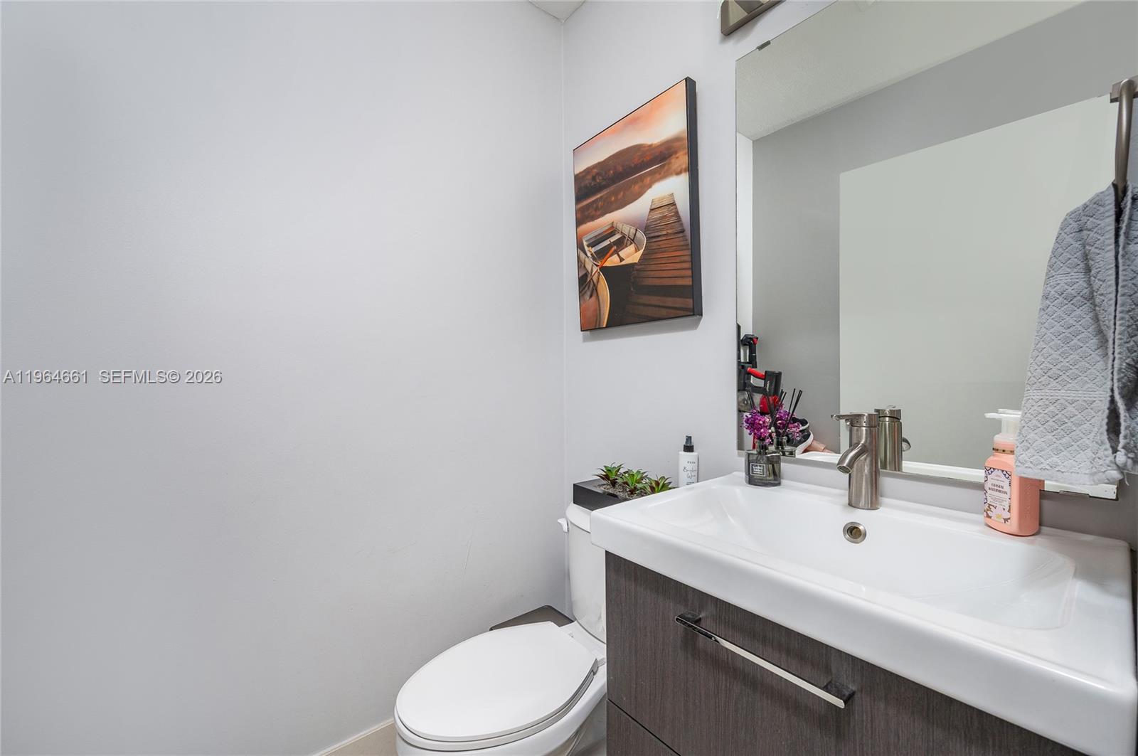 WEITZER SERENA LAKES TOWN - Residential