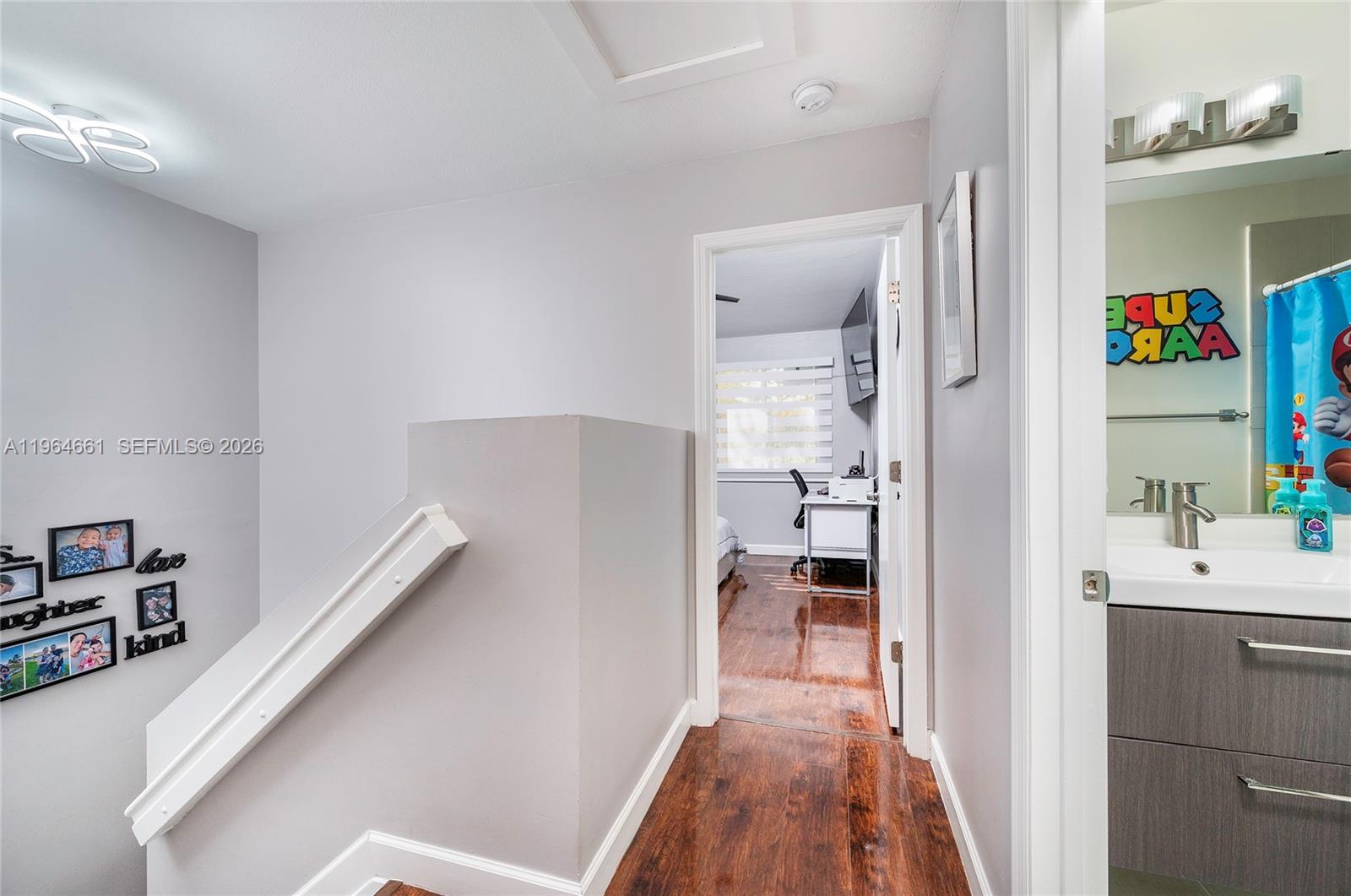 WEITZER SERENA LAKES TOWN - Residential