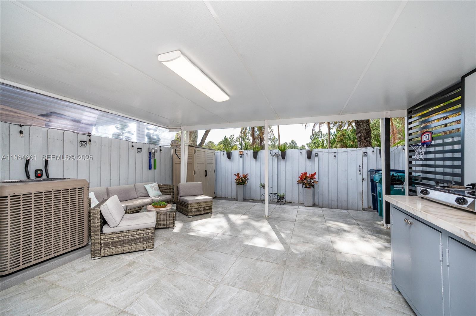 WEITZER SERENA LAKES TOWN - Residential