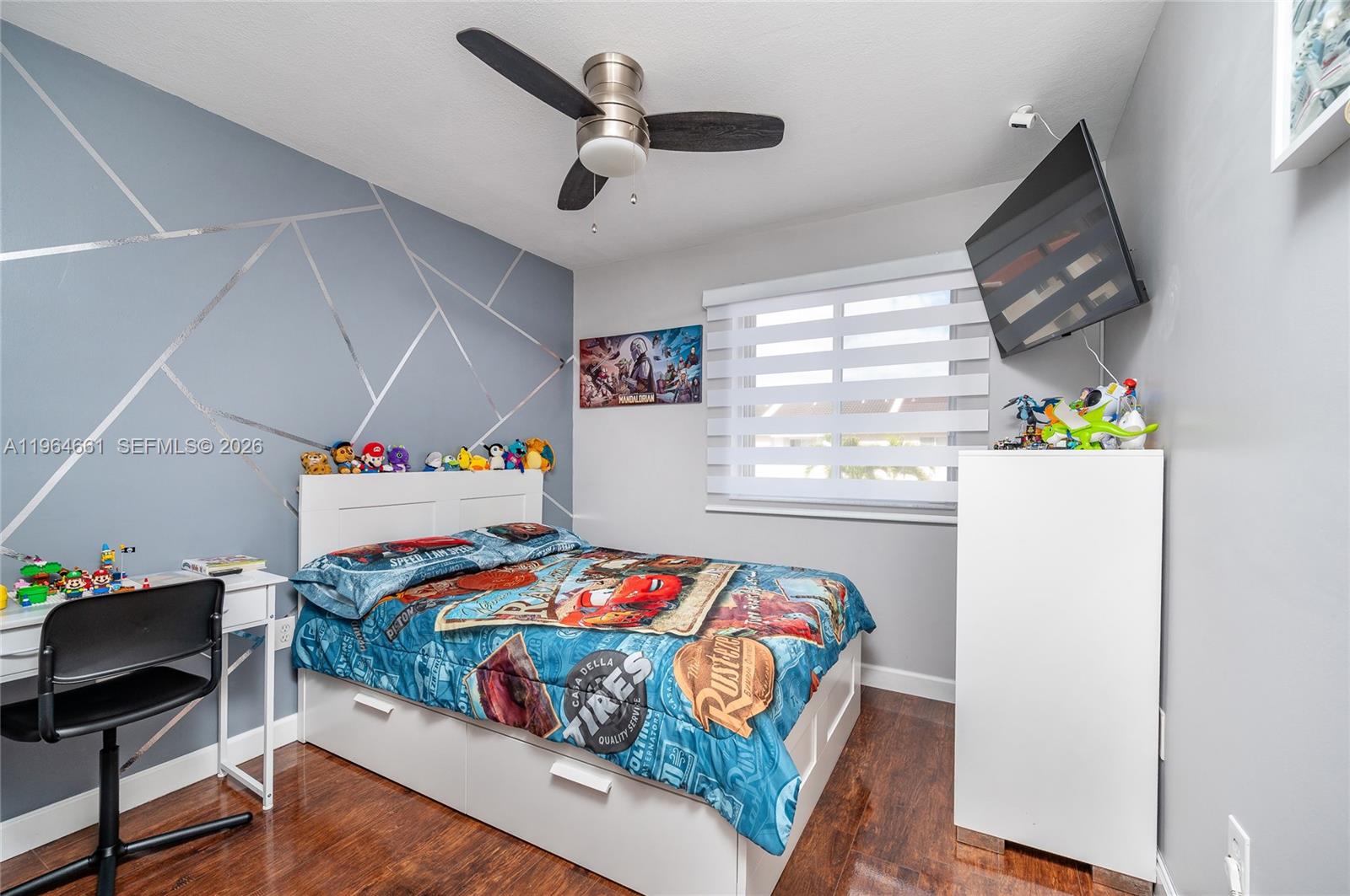 WEITZER SERENA LAKES TOWN - Residential