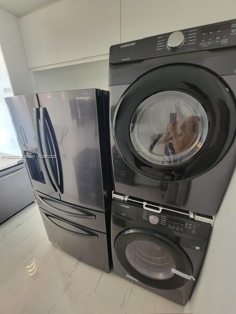 PALM PLACE CONDO - Residential Lease