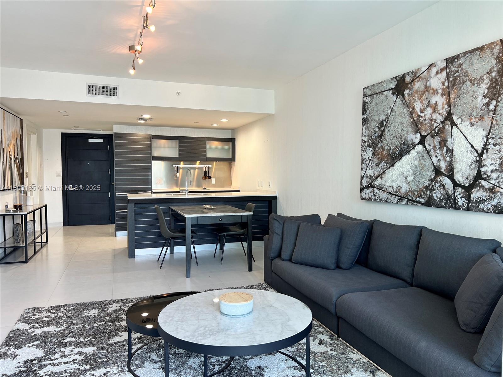 Rental Property at 200 Biscayne Boulevard Way 3610, Miami, Broward County, Florida - Bedrooms: 1 
Bathrooms: 2  - $4,500 MO.