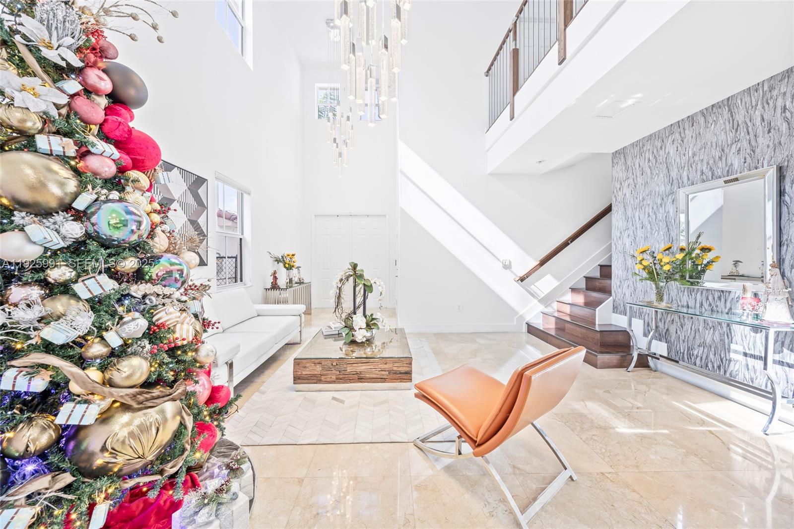 VINTAGE ESTATES - Residential