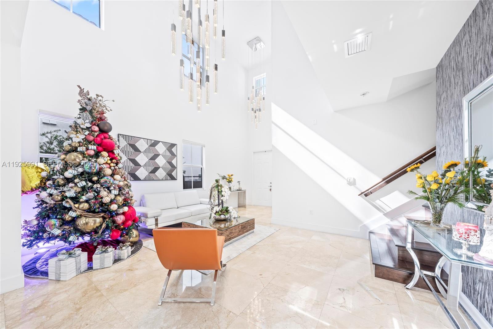 VINTAGE ESTATES - Residential