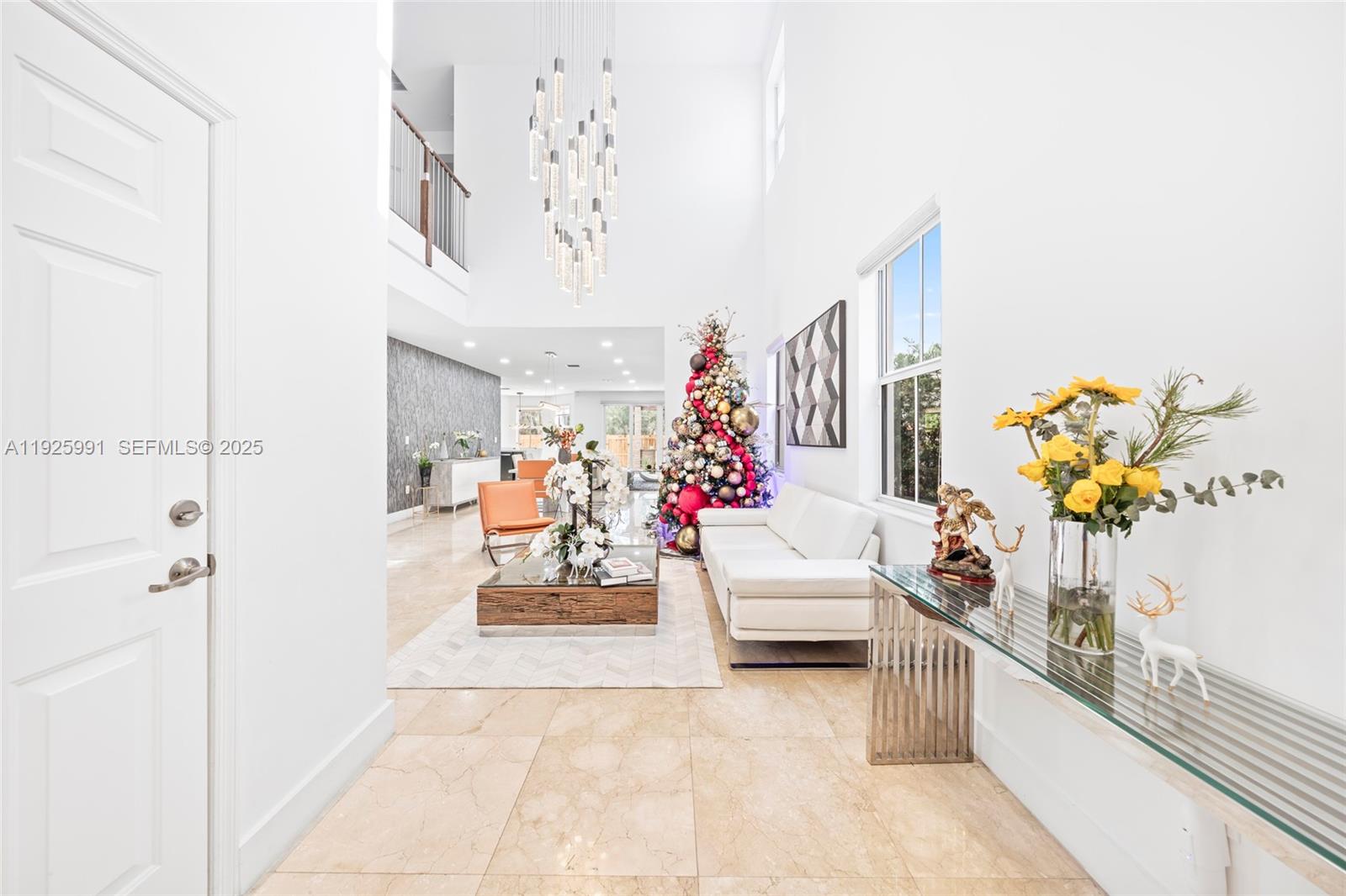 VINTAGE ESTATES - Residential