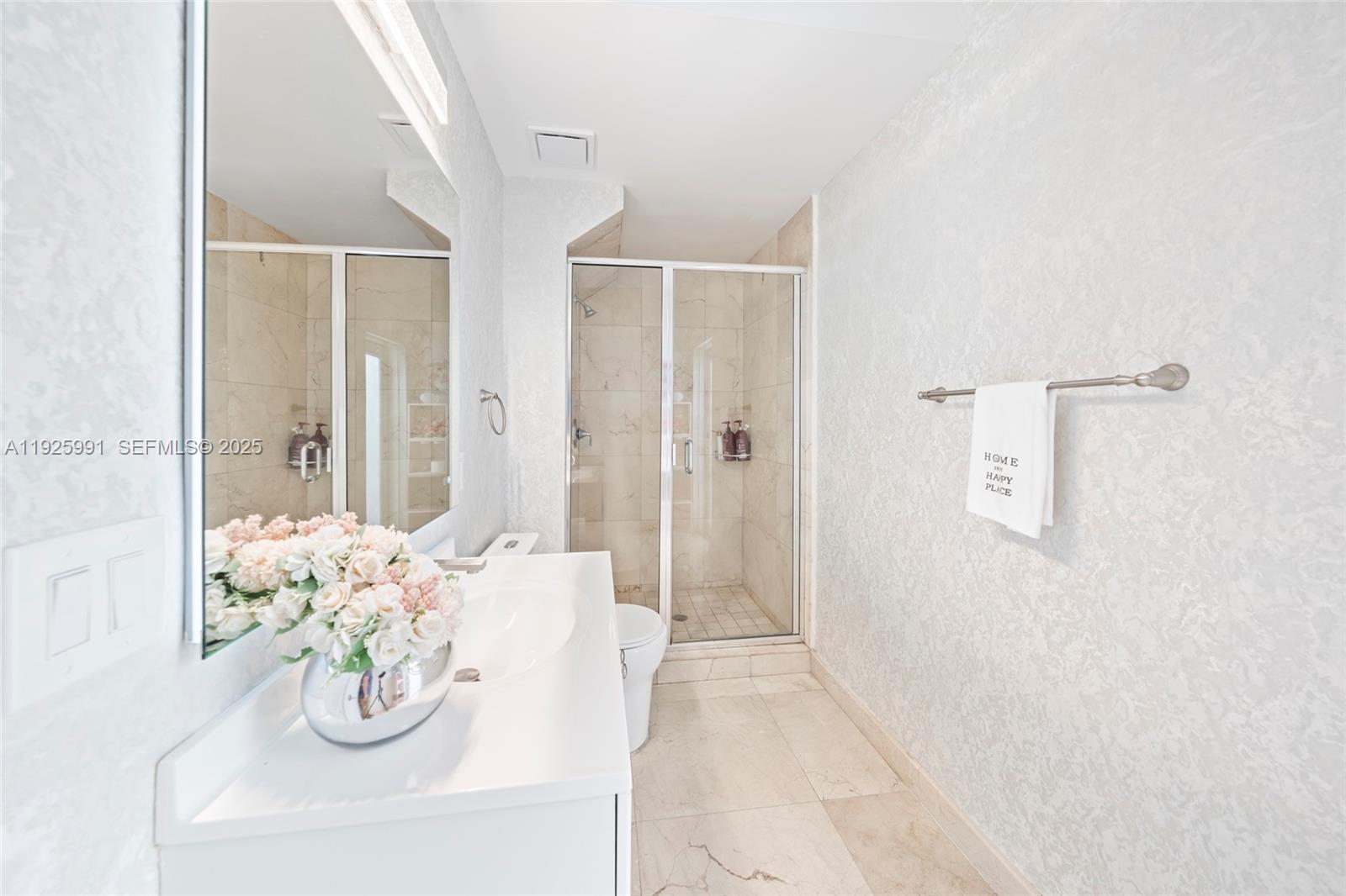 VINTAGE ESTATES - Residential