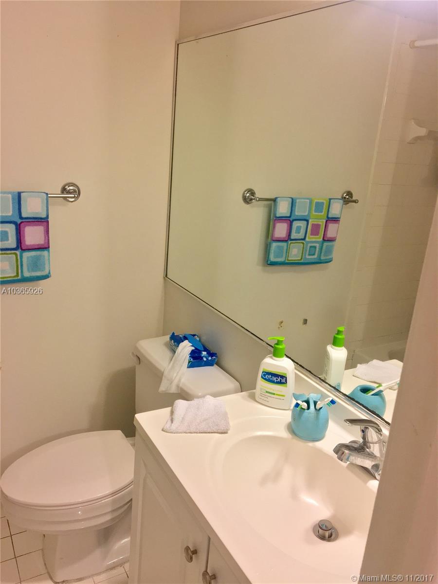 HIGHLANDS AT KENDALL LKS - Residential