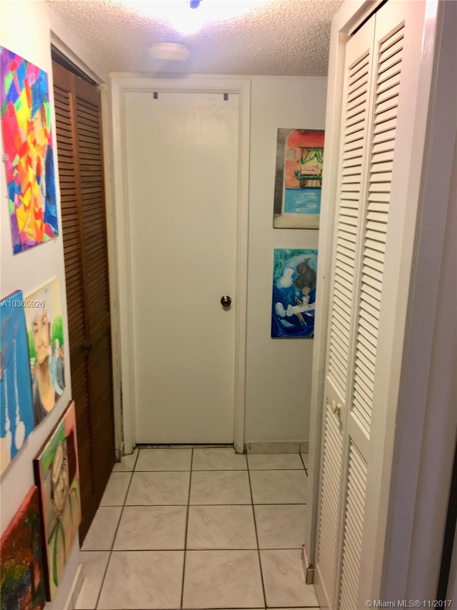 HIGHLANDS AT KENDALL LKS - Residential