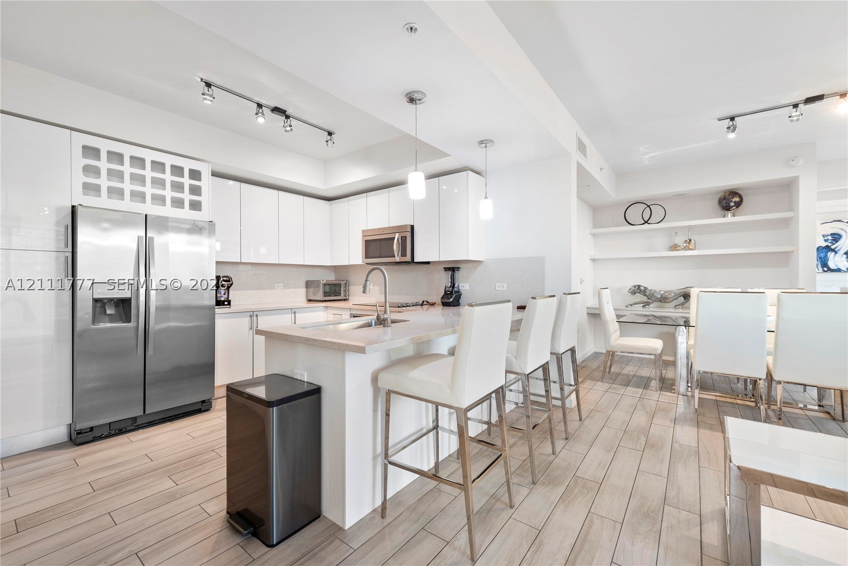 999 SW 1st Ave 2204