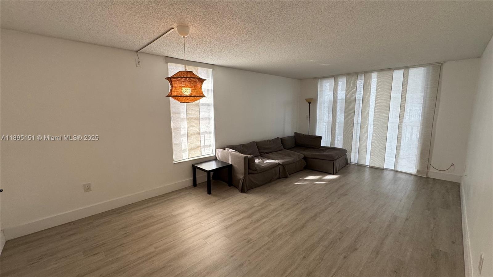 GOLFVIEW CL FONTAINBL PK - Residential Lease