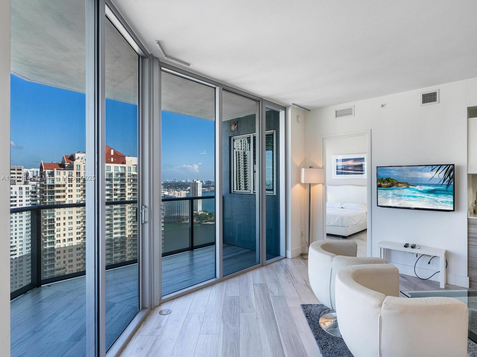 Rental Property at 1300 Brickell Bay Dr 3307, Miami, Broward County, Florida - Bedrooms: 2 
Bathrooms: 3  - $5,500 MO.