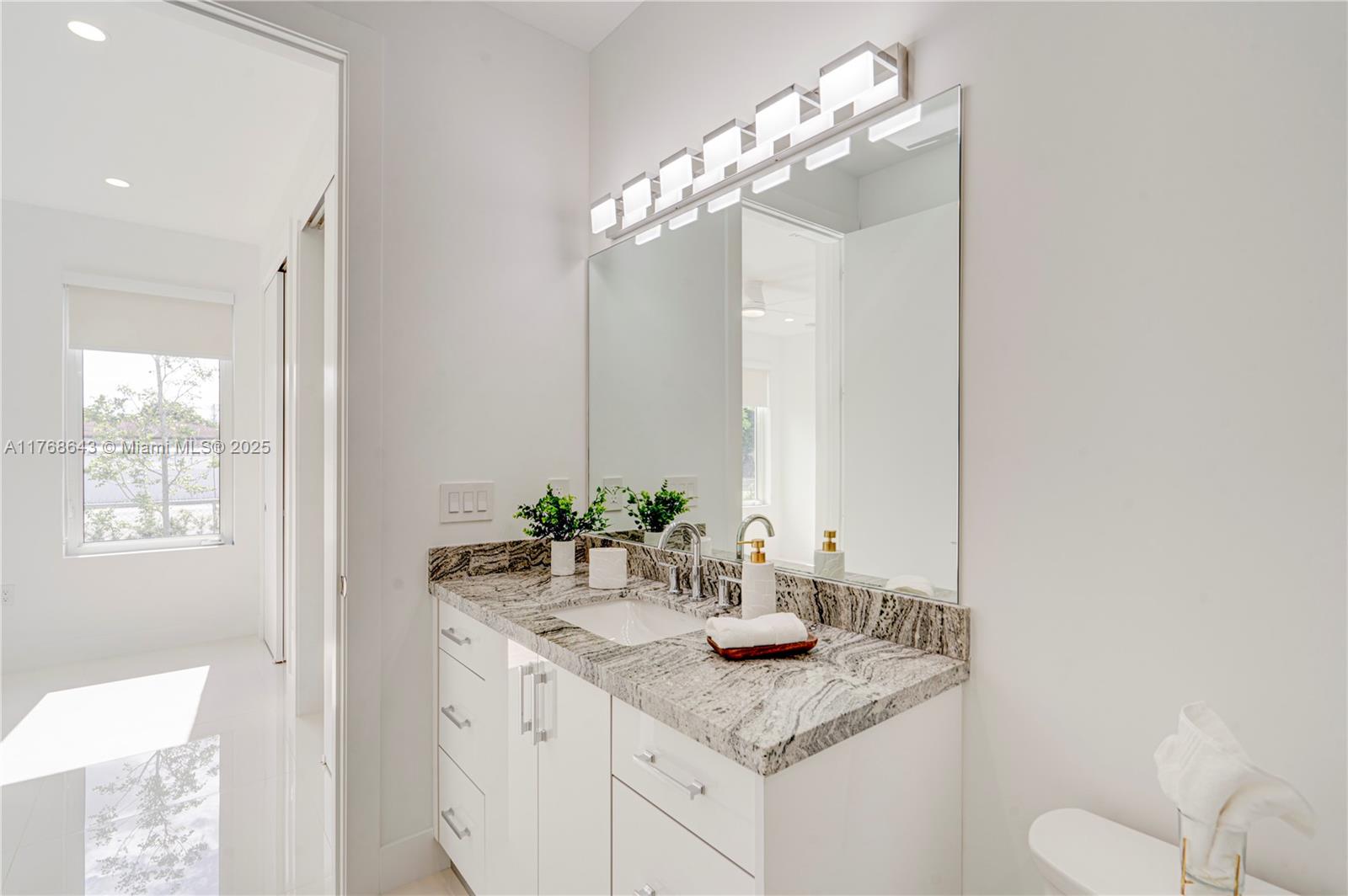 WASHBURNS 2ND ADDN - Residential Lease