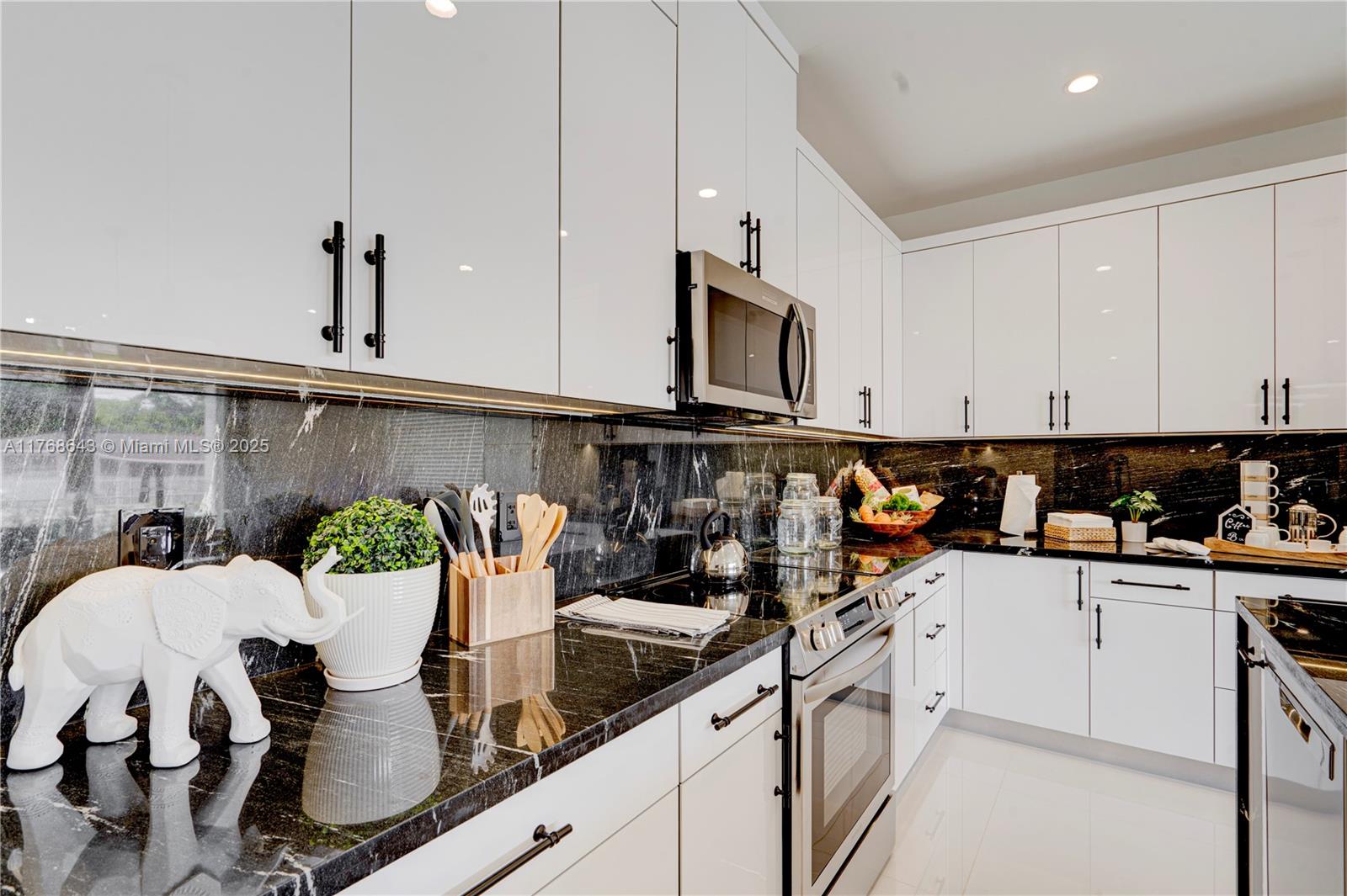 WASHBURNS 2ND ADDN - Residential Lease