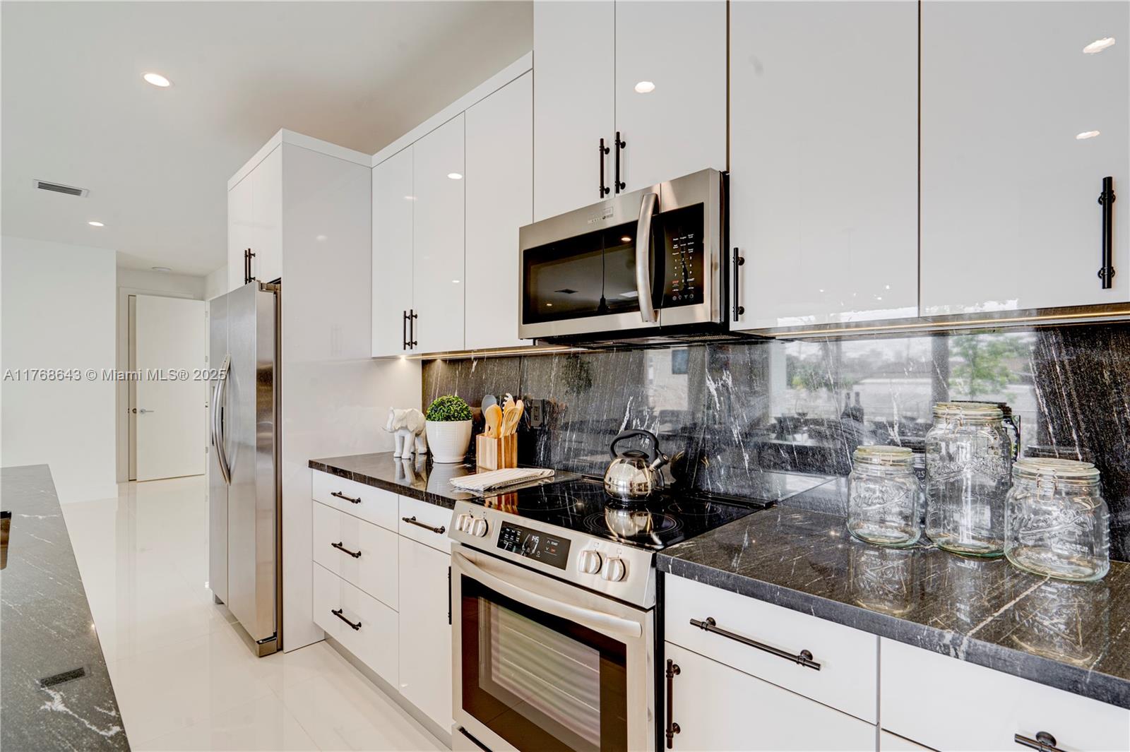 WASHBURNS 2ND ADDN - Residential Lease