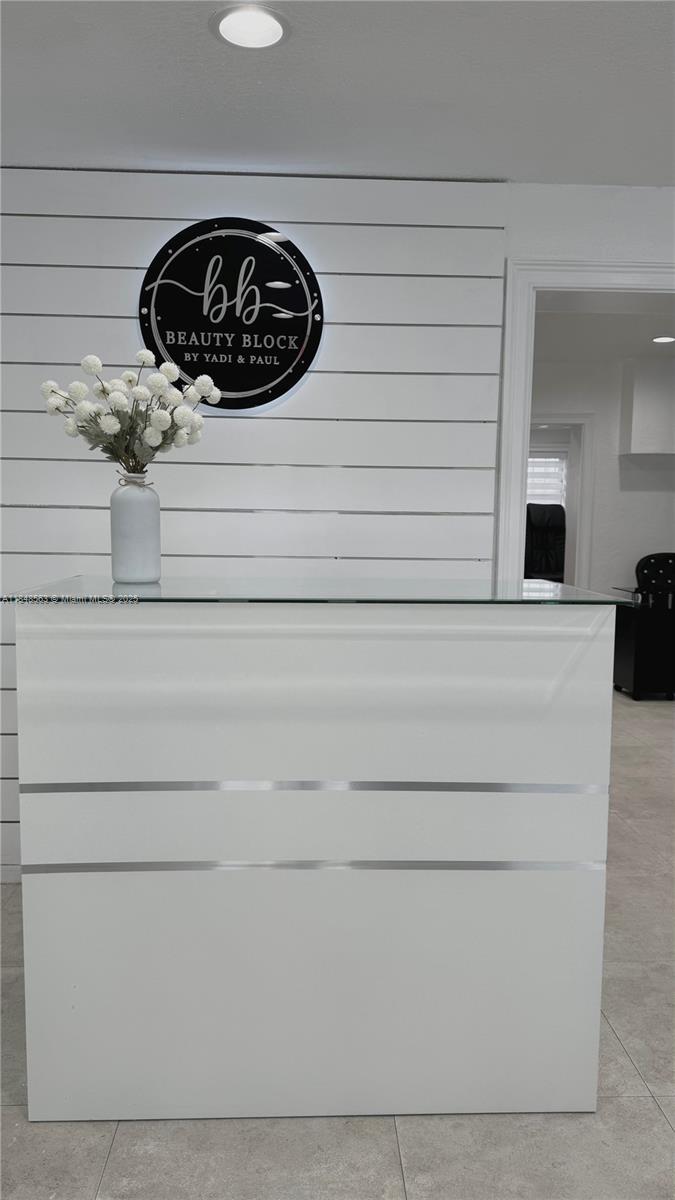 Great location for a full-service beauty salon and spa, nail, hair and barber salon complete with everything including facial stations. Turnkey well maintained and stablish with over two years in service.