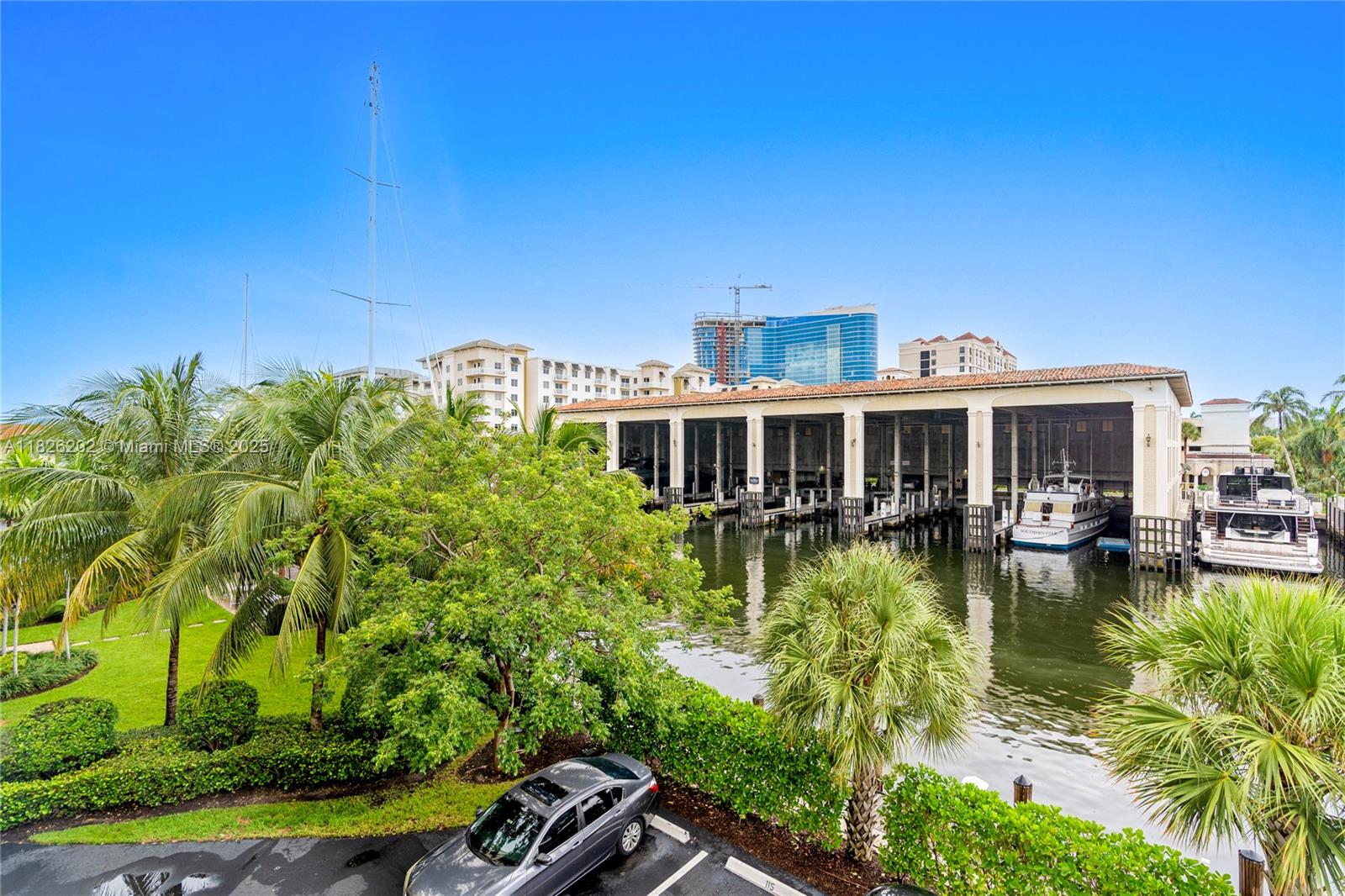 PLAZA 15 CONDO - Residential Lease