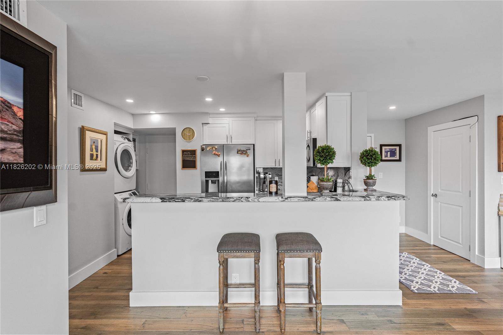 PLAZA 15 CONDO - Residential Lease