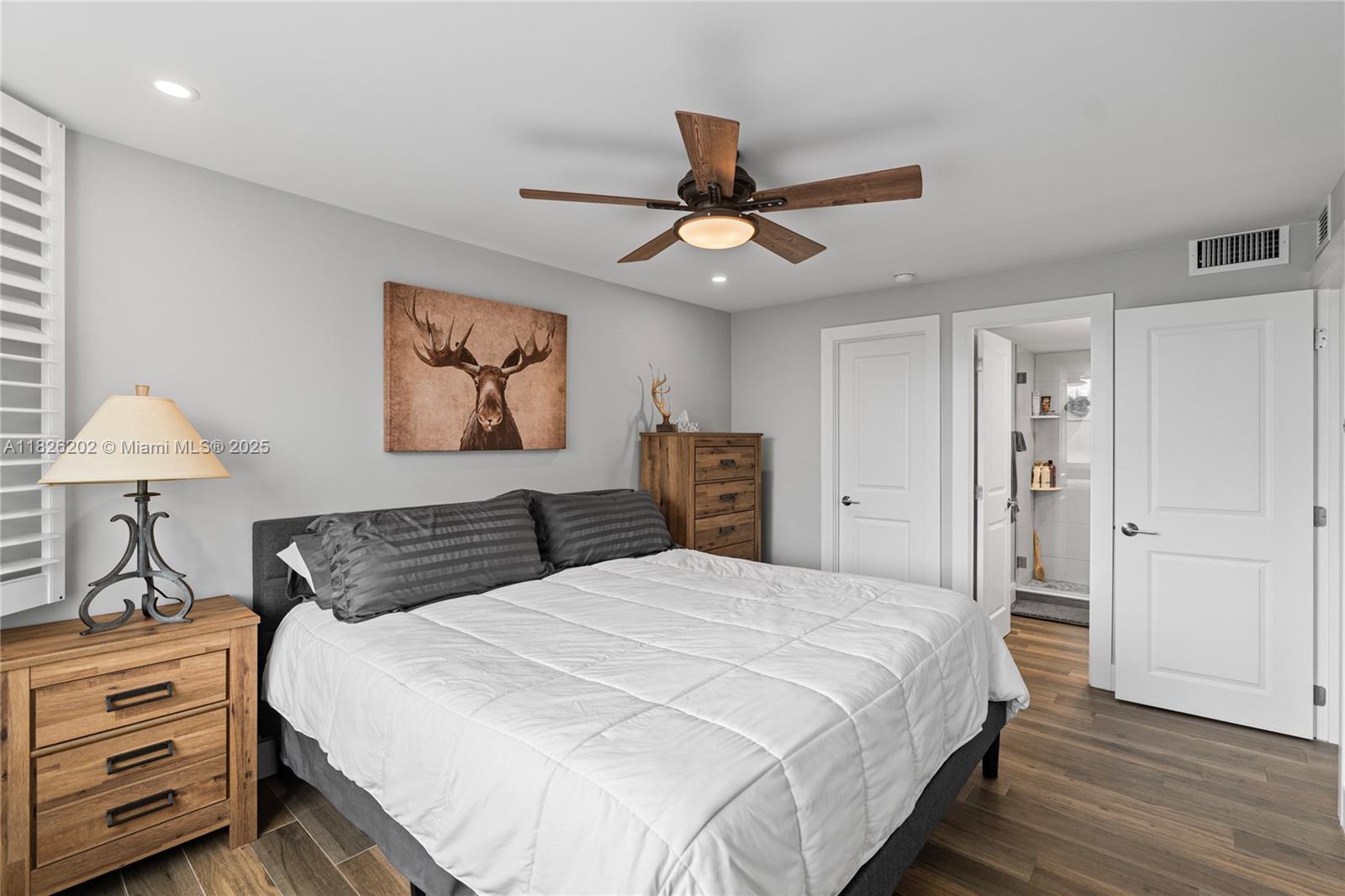 PLAZA 15 CONDO - Residential Lease