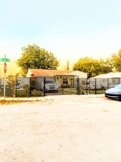 2281 NW 81st Ter Miami FL 33147