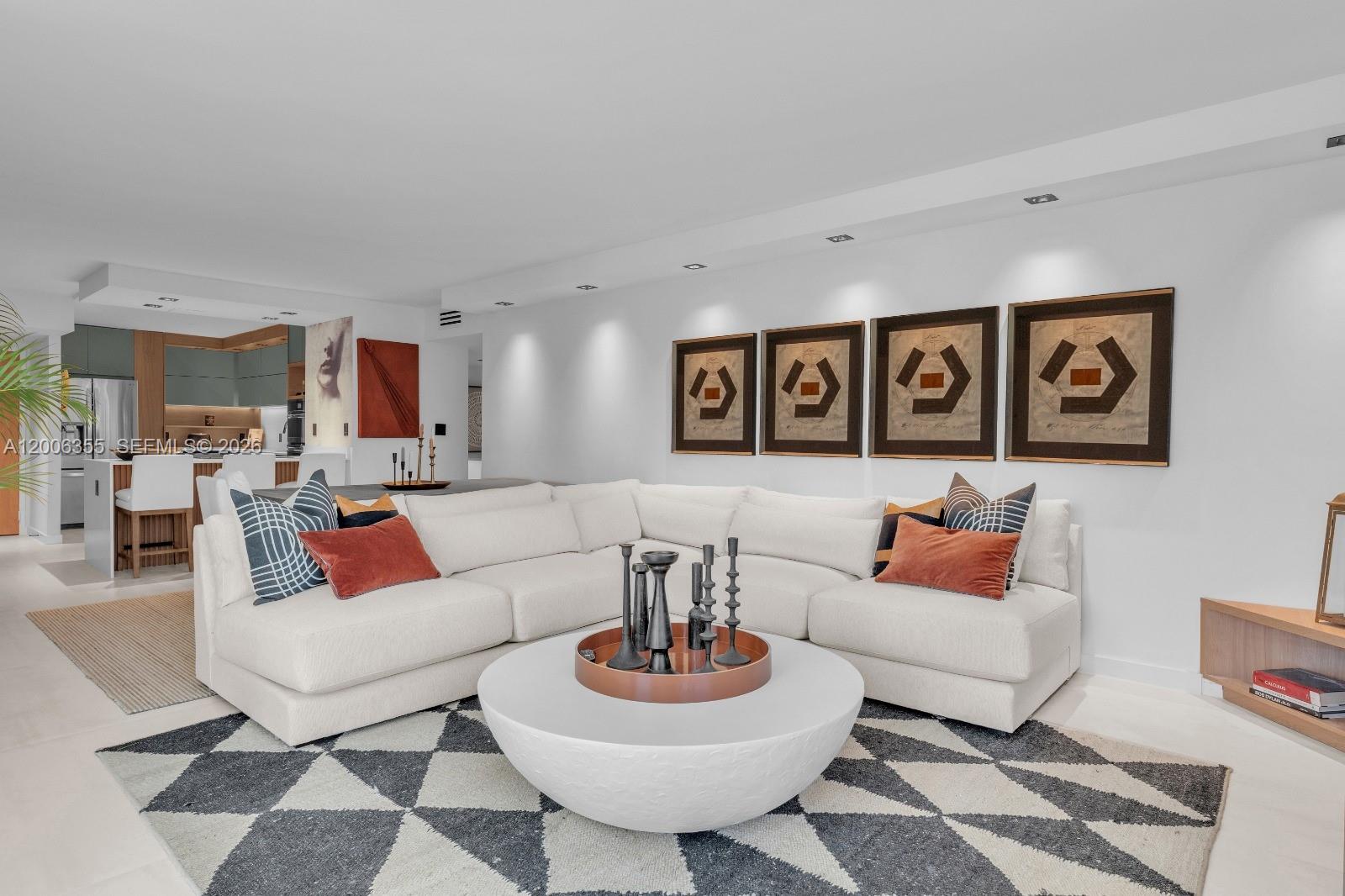 ARLEN HOUSE EAST CONDO - Residential