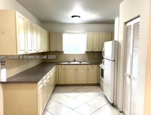 181 Nw 47th Ave 24, Miami, Broward County, Florida - 2 Bedrooms  
1 Bathrooms - 
