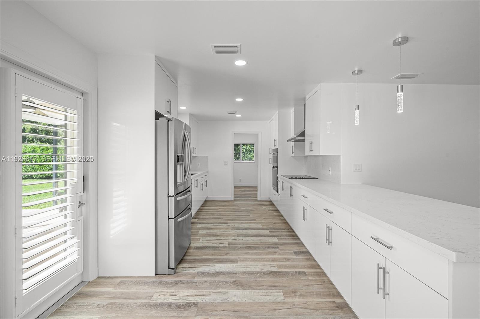 FLA FRUIT LANDS CO - Residential Lease