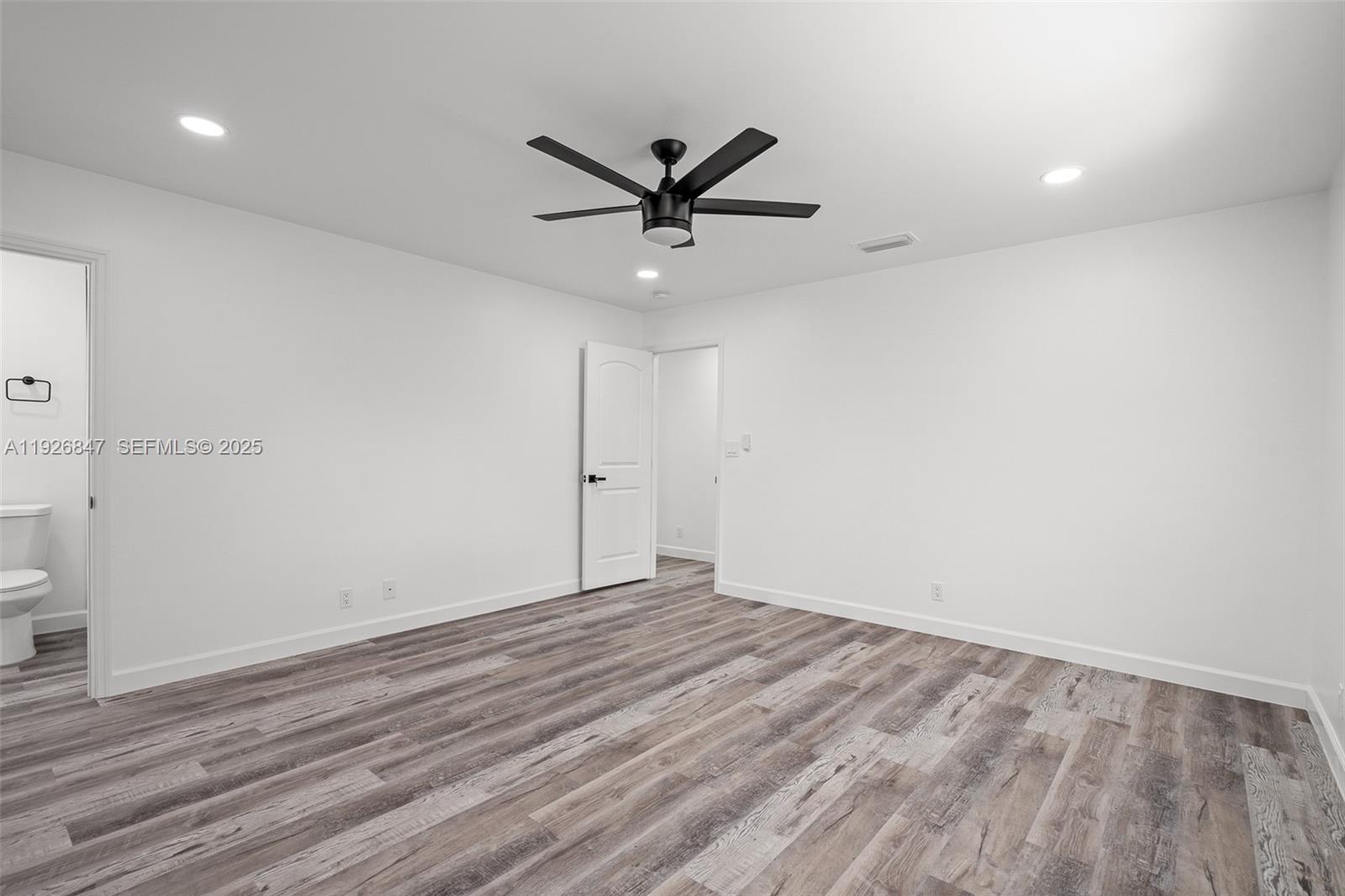 FLA FRUIT LANDS CO - Residential Lease