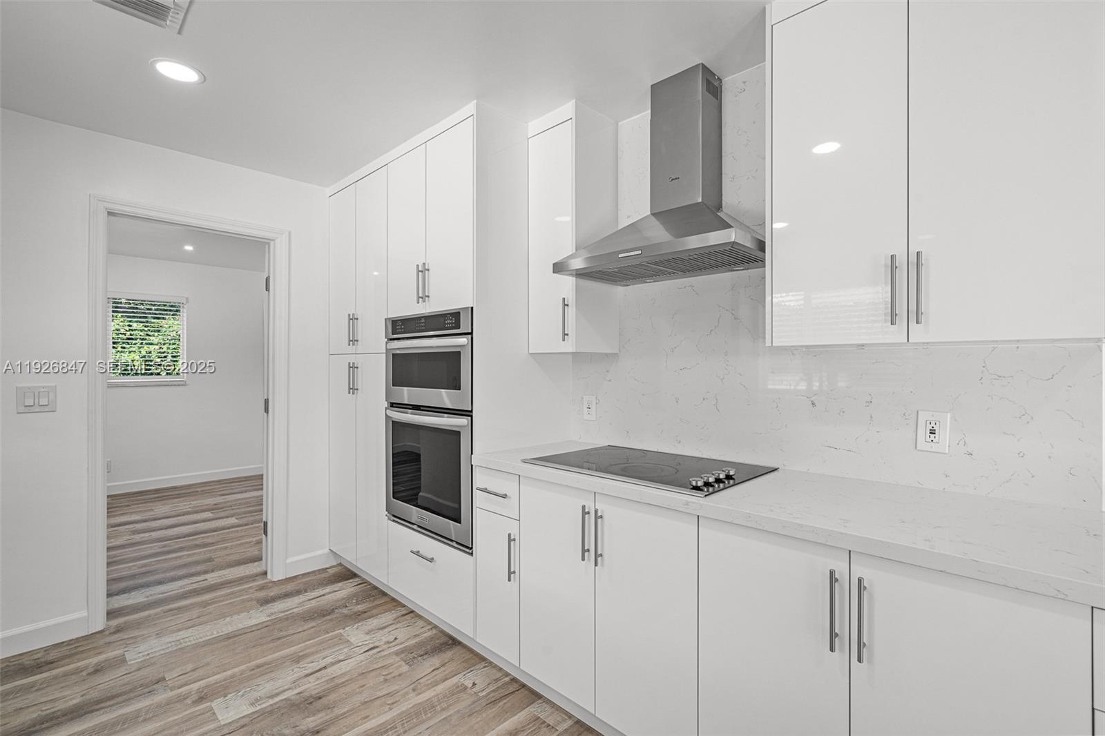 FLA FRUIT LANDS CO - Residential Lease