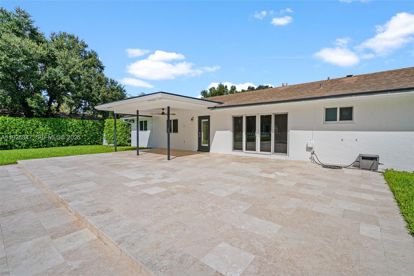 FLA FRUIT LANDS CO - Residential Lease