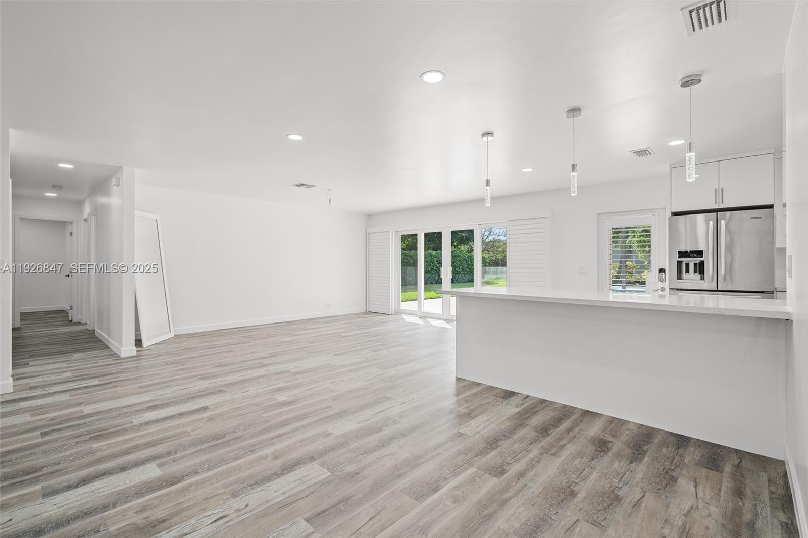 FLA FRUIT LANDS CO - Residential Lease