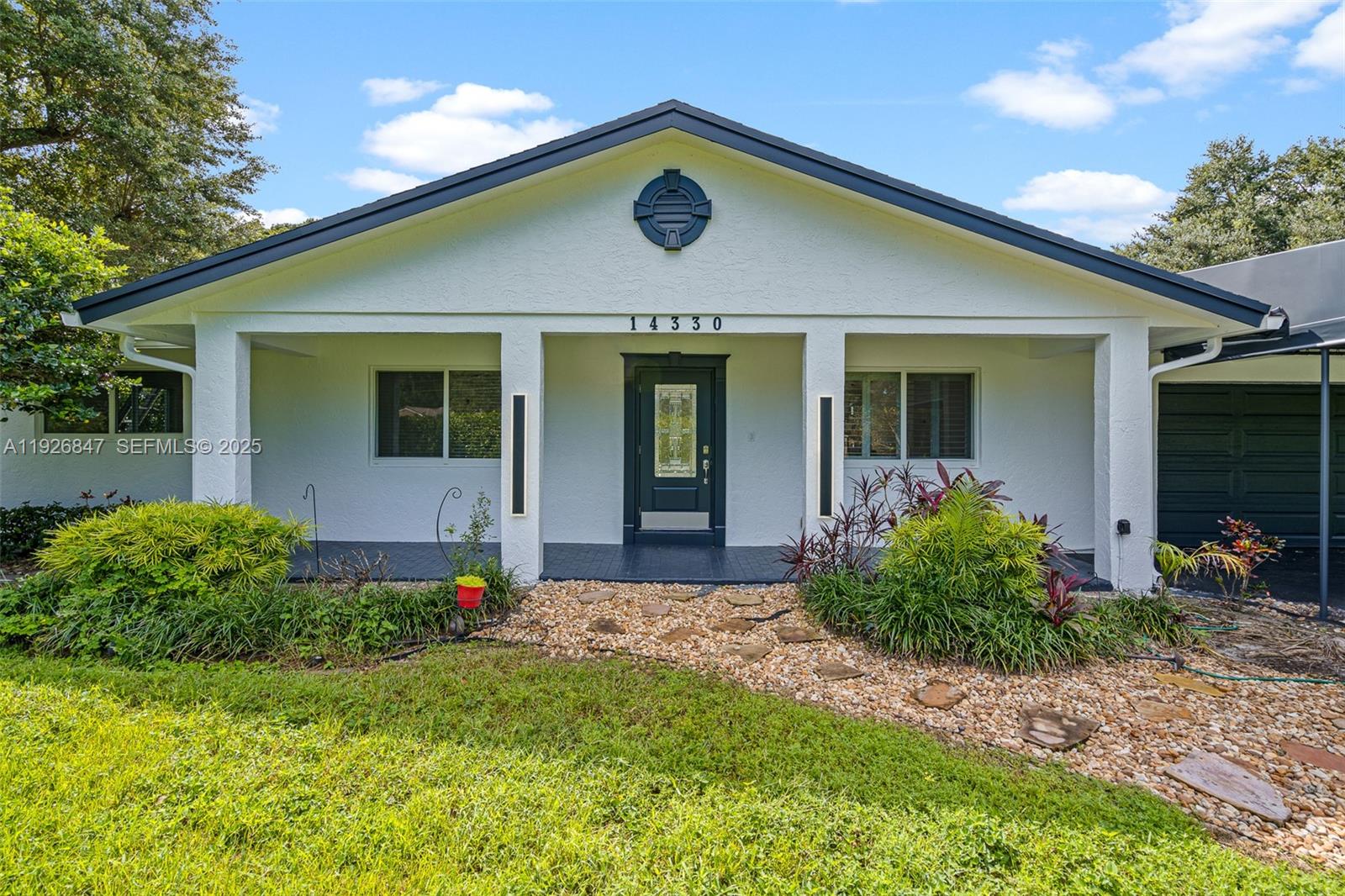 FLA FRUIT LANDS CO - Residential Lease