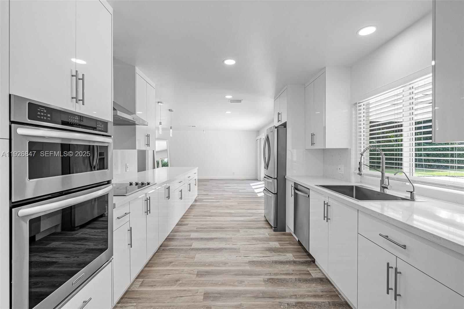 FLA FRUIT LANDS CO - Residential Lease