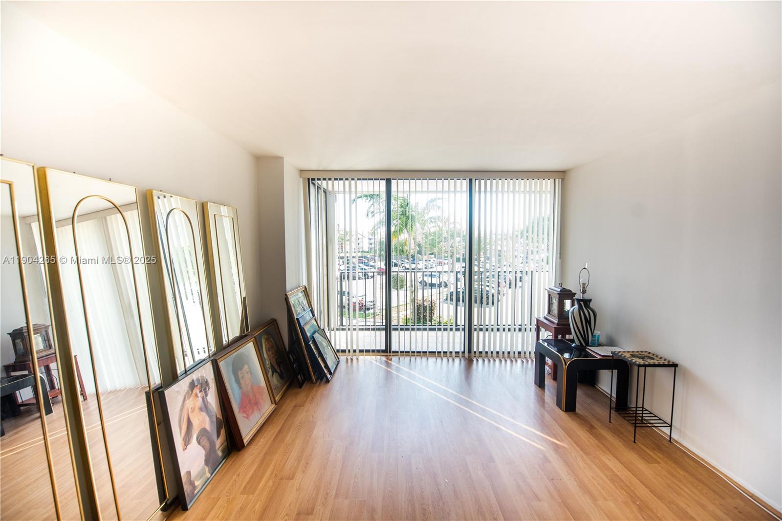 200 LESLIE CONDO - Residential Lease