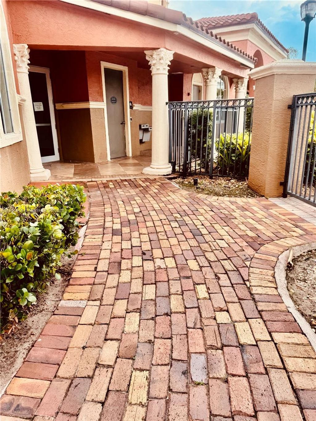 Photo of 4404 SW 160th Ave #831, Miramar, FL 33027 (MLS # A11861960)