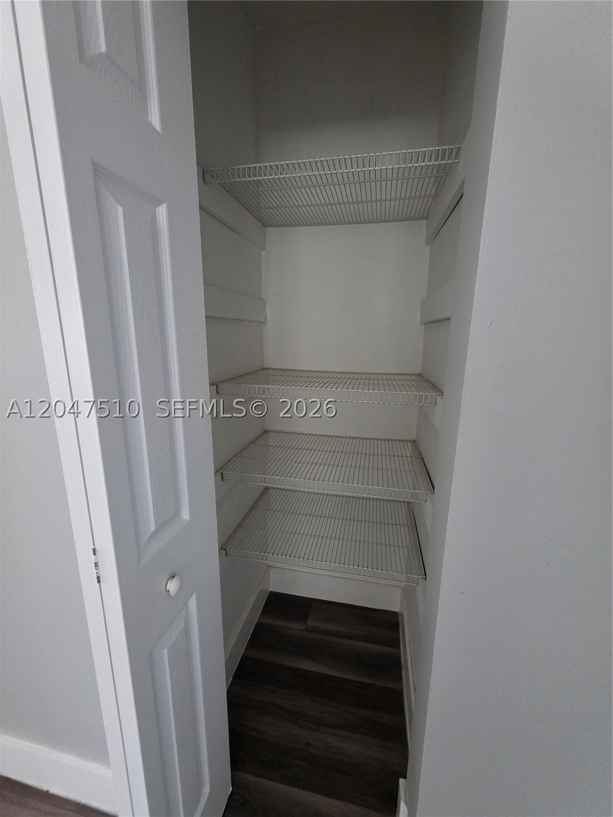 15 Esplanade Dr B