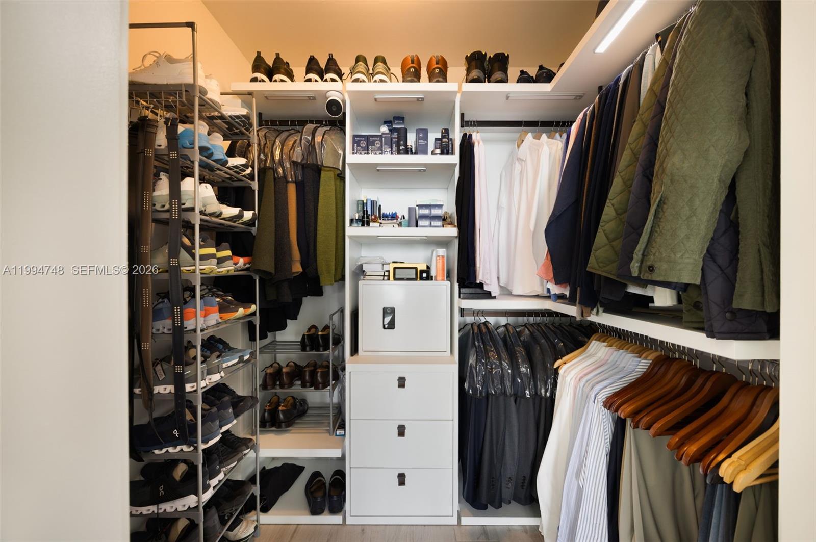 GRAN PARAISO CONDO - Residential Lease