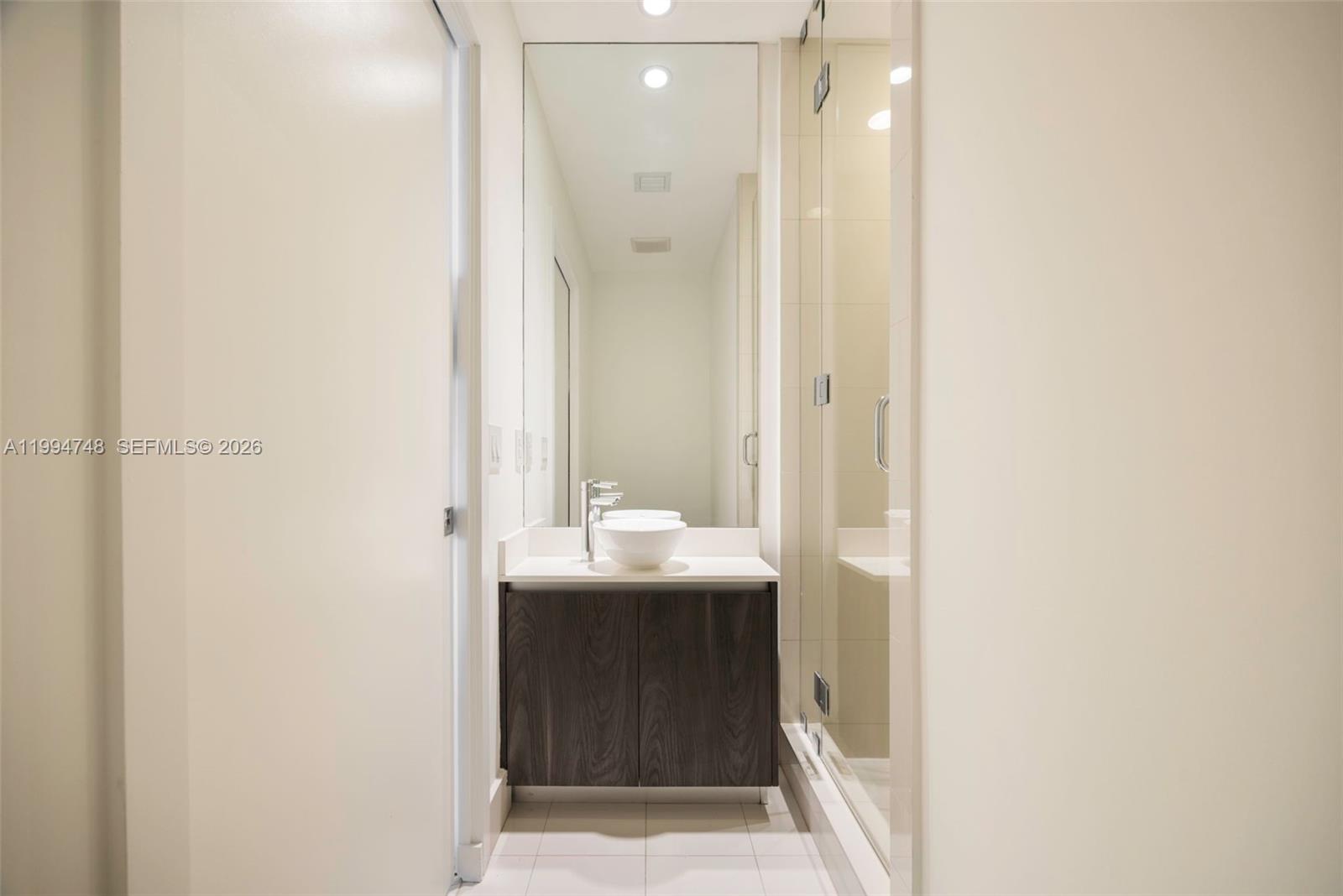 GRAN PARAISO CONDO - Residential Lease