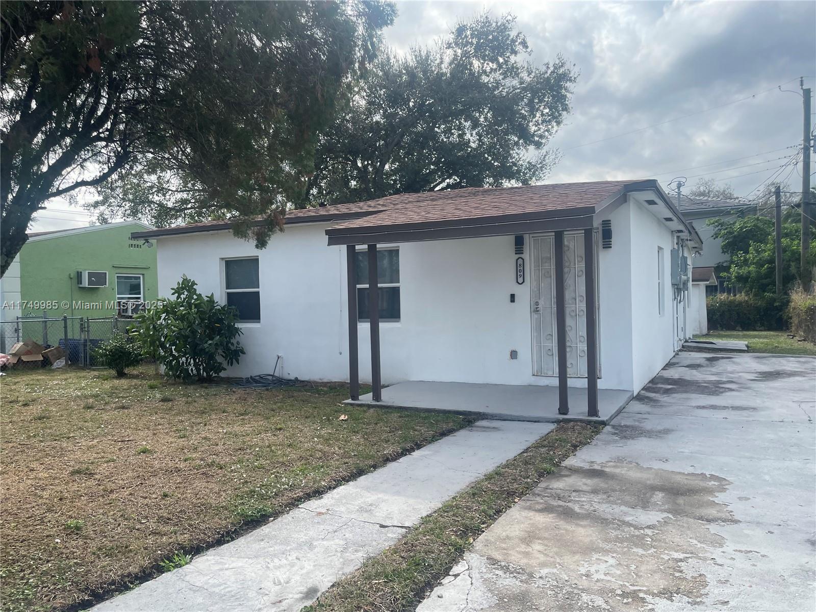 LINCOLN PARK SIXTH ADD - Residential Lease