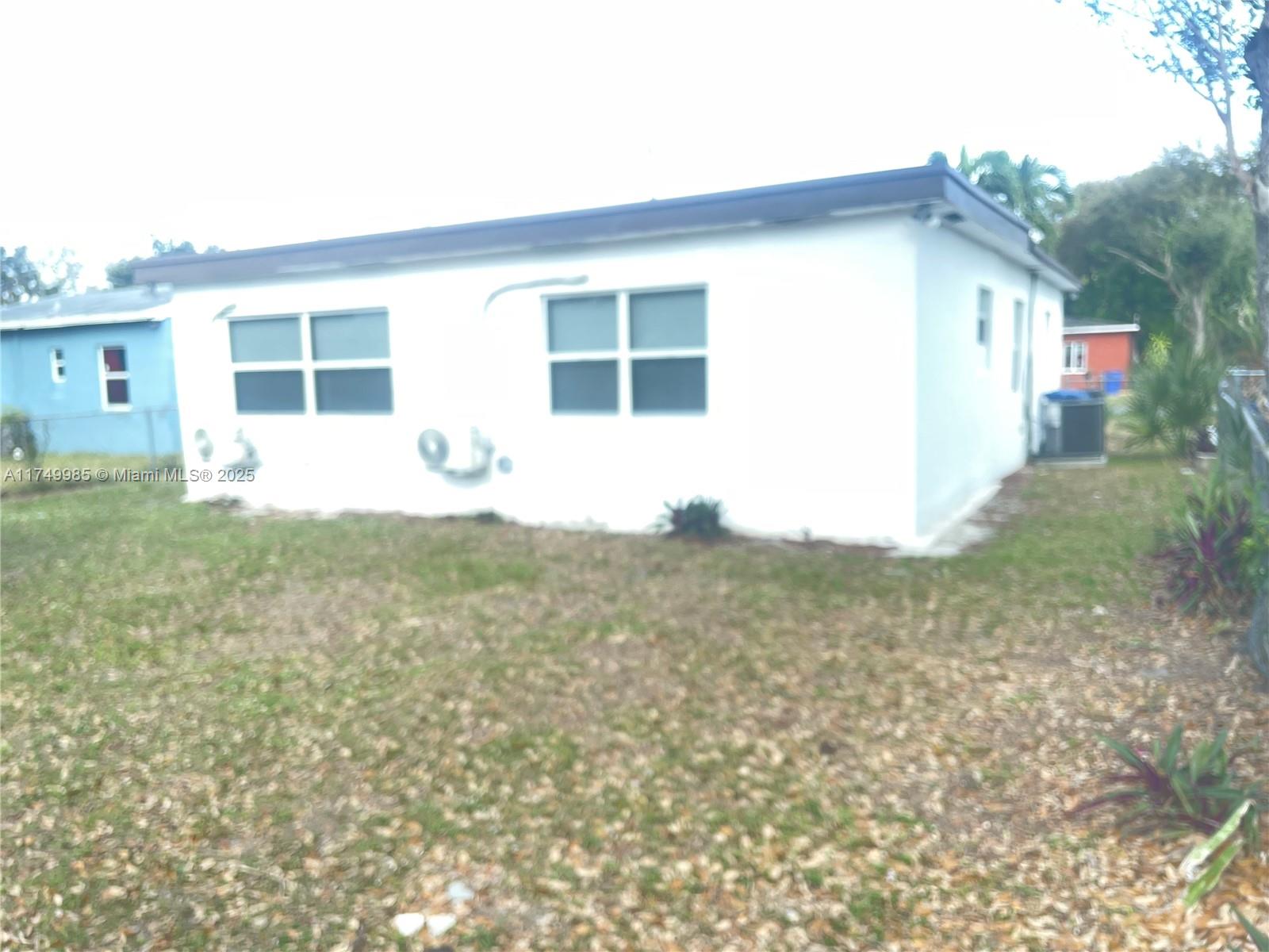 LINCOLN PARK SIXTH ADD - Residential Lease