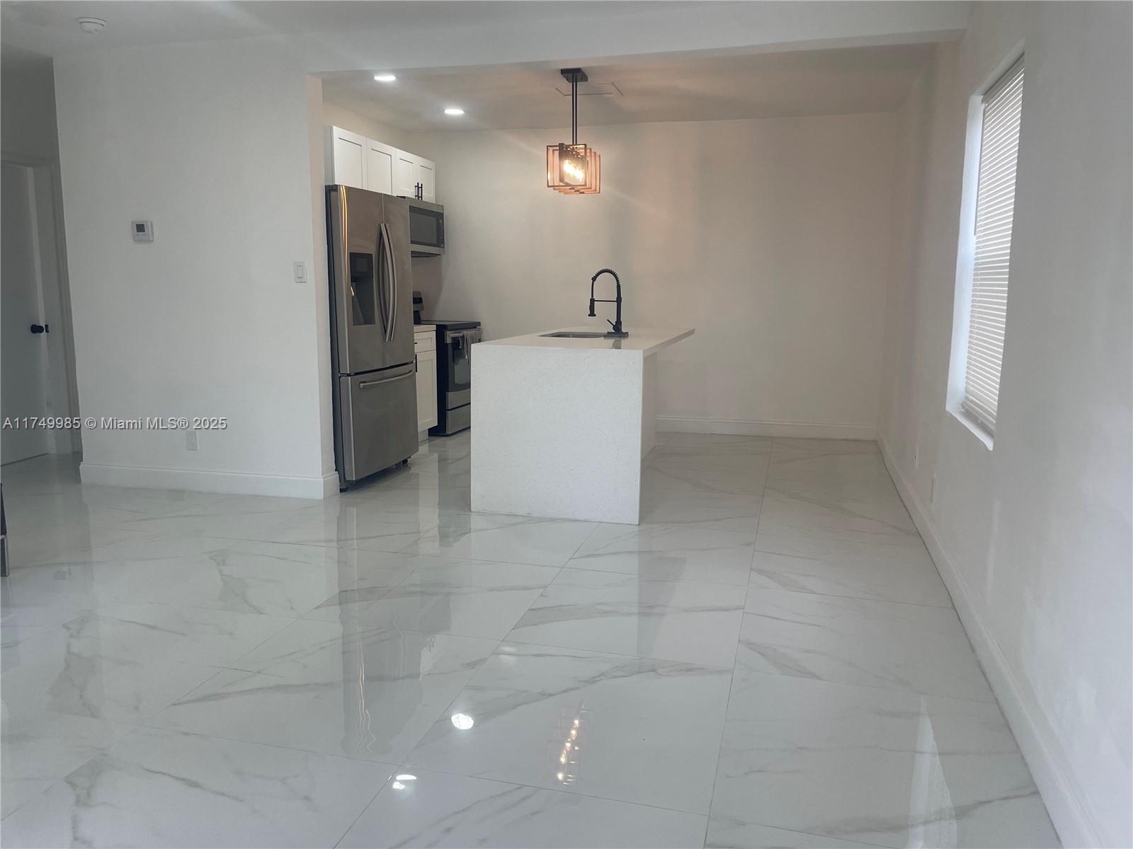 LINCOLN PARK SIXTH ADD - Residential Lease