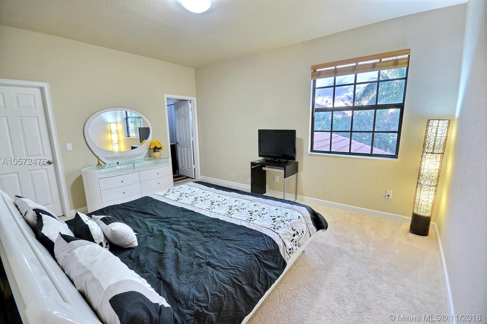 ESTADA AT MONTERRA - Residential Lease