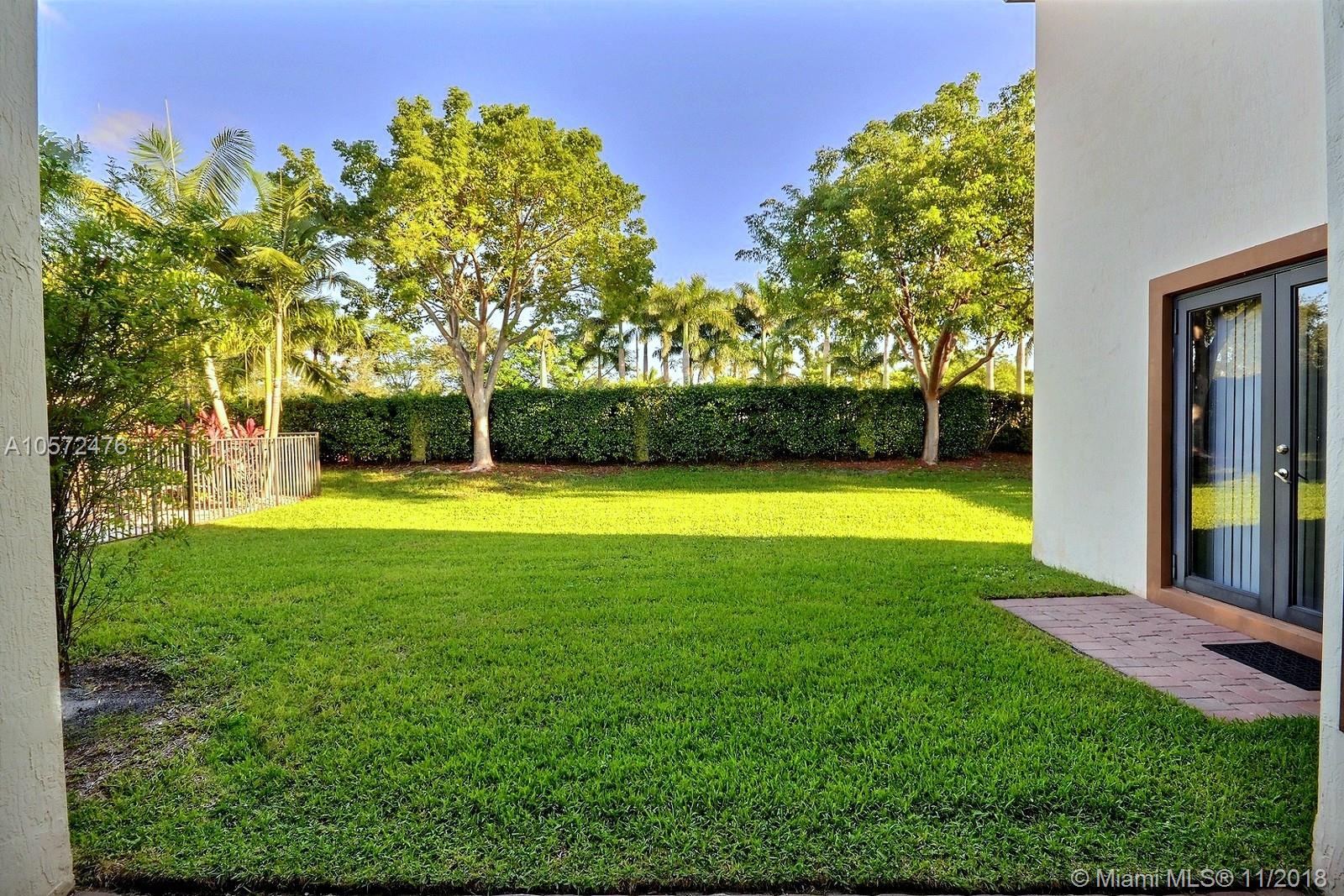 ESTADA AT MONTERRA - Residential Lease