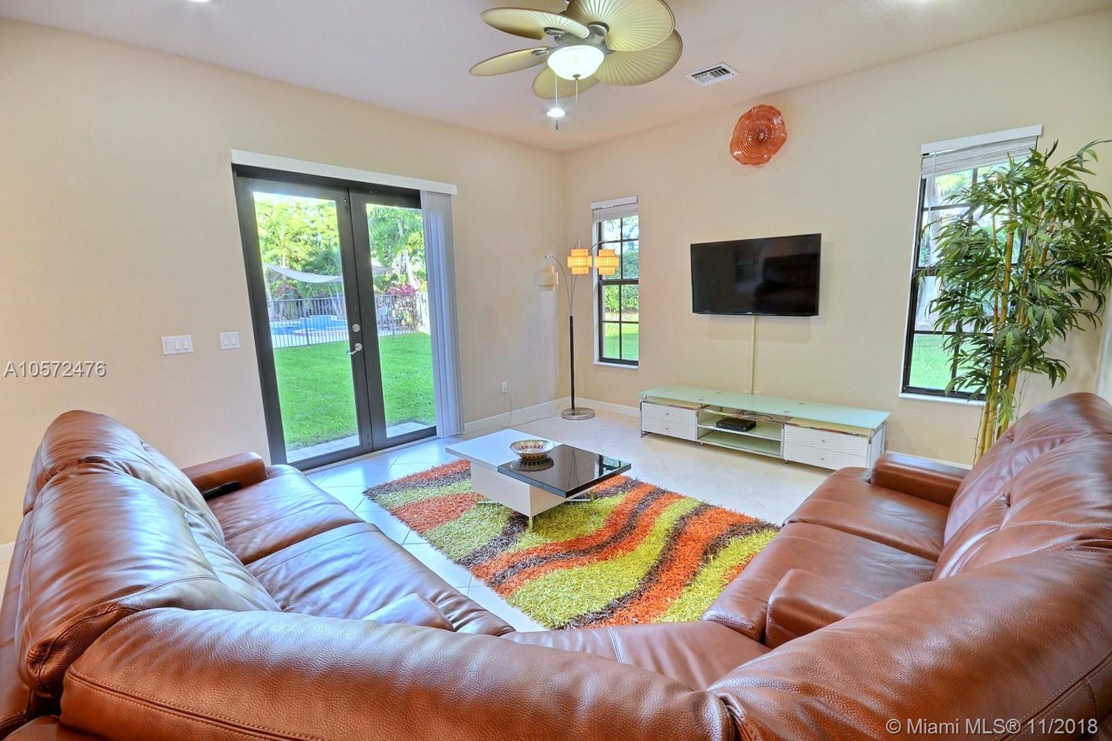 ESTADA AT MONTERRA - Residential Lease